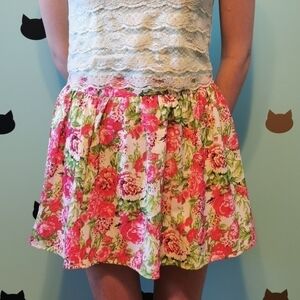Forever 21 miniskirt skater pockets floral small